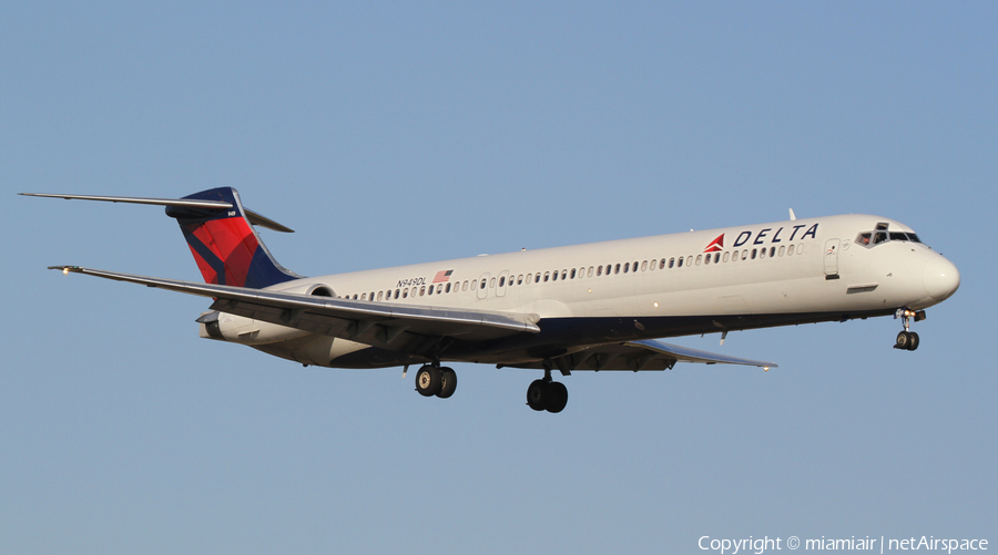 Delta Air Lines McDonnell Douglas MD-88 (N949DL) | Photo 1311