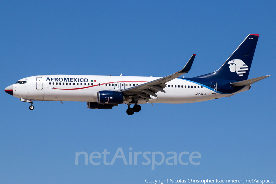 AeroMexico Boeing 737-852 (N950AM) | Photo 127273