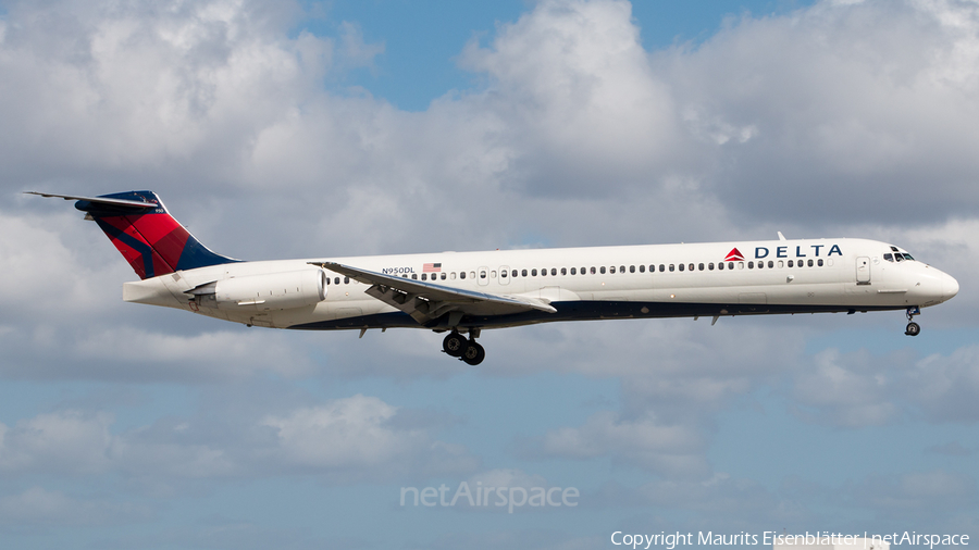 Delta Air Lines McDonnell Douglas MD-88 (N950DL) | Photo 150463