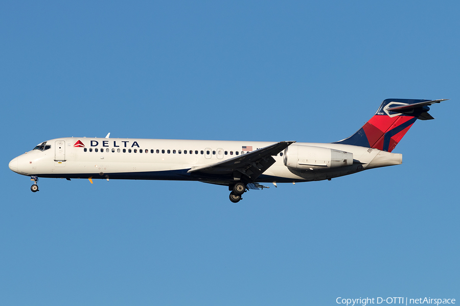 Delta Air Lines Boeing 717-2BD (N951AT) | Photo 178115