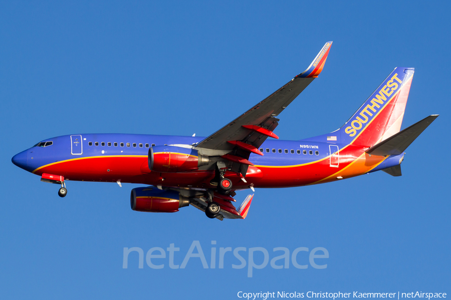 Southwest Airlines Boeing 737-7H4 (N951WN) | Photo 158733