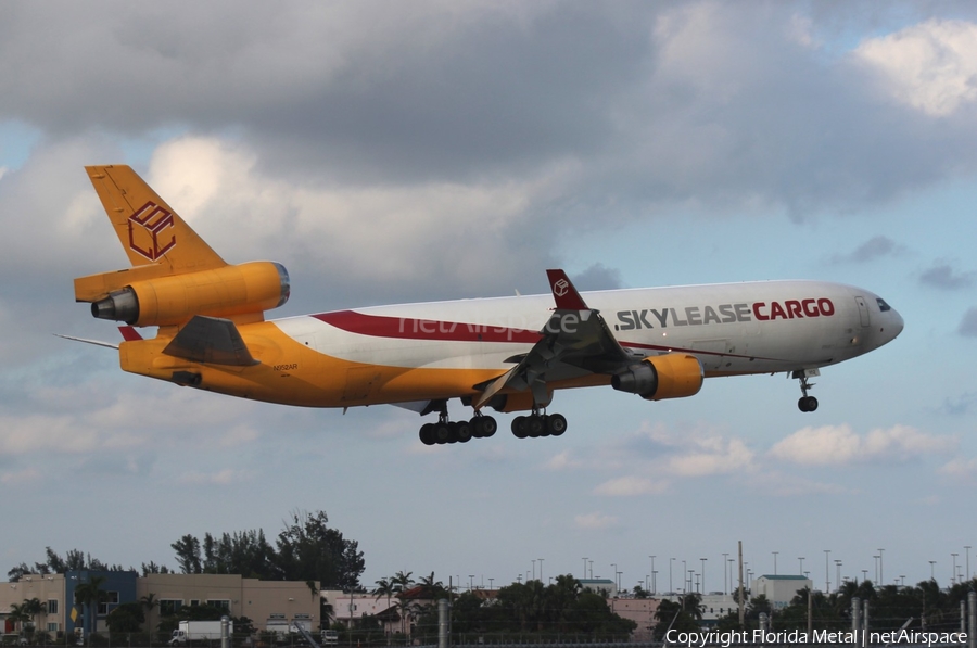 Sky Lease Cargo McDonnell Douglas MD-11F (N952AR) | Photo 302817