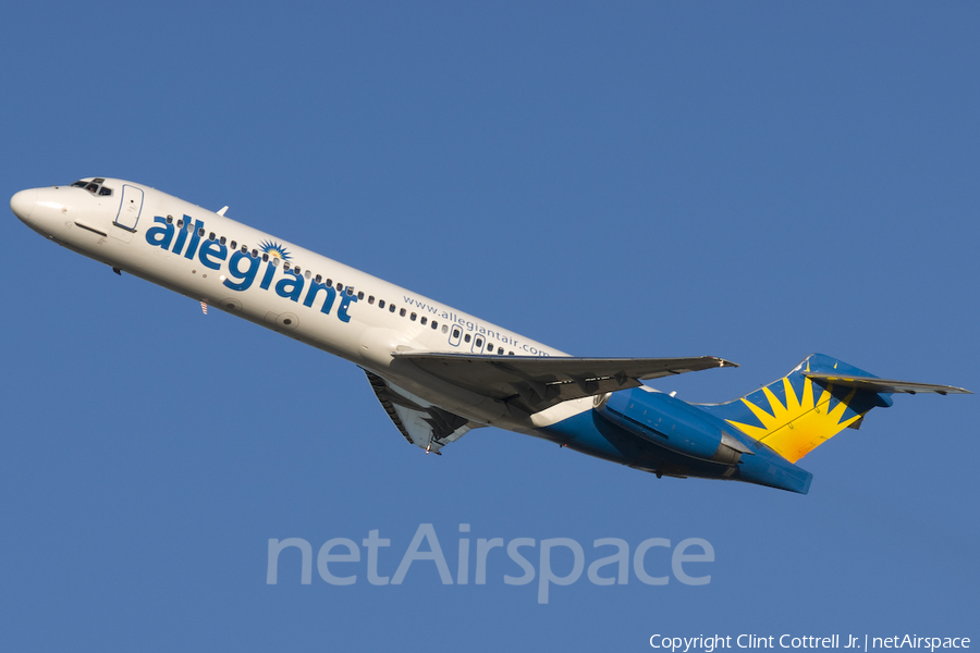 Allegiant Air McDonnell Douglas MD-87 (N952MA) | Photo 41245