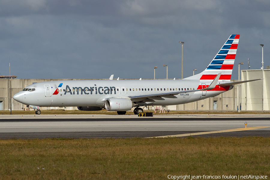American Airlines Boeing 737-823 (N952NN) | Photo 229179