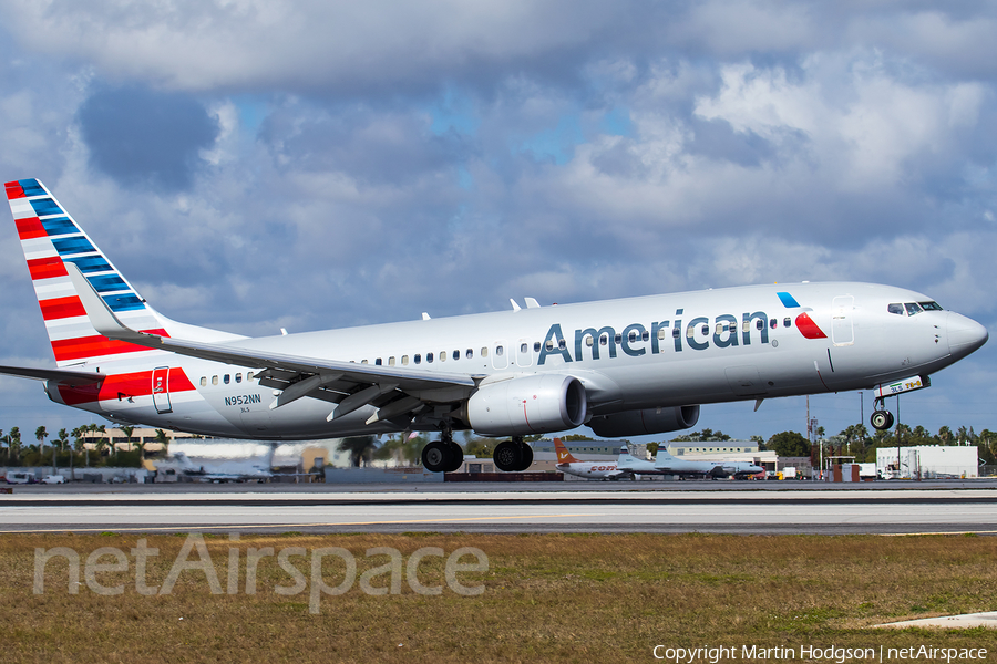 American Airlines Boeing 737-823 (N952NN) | Photo 229373