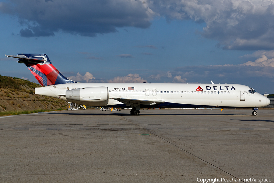 Delta Air Lines Boeing 717-2BD (N953AT) | Photo 121302