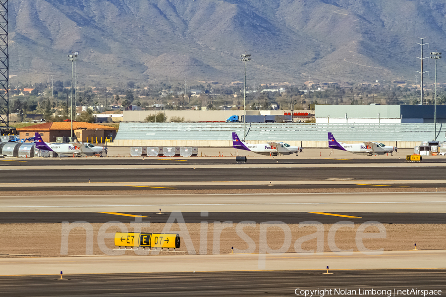 FedEx Cessna 208B Super Cargomaster (N953FE) | Photo 439472