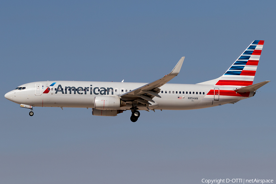 American Airlines Boeing 737-823 (N954AN) | Photo 201754