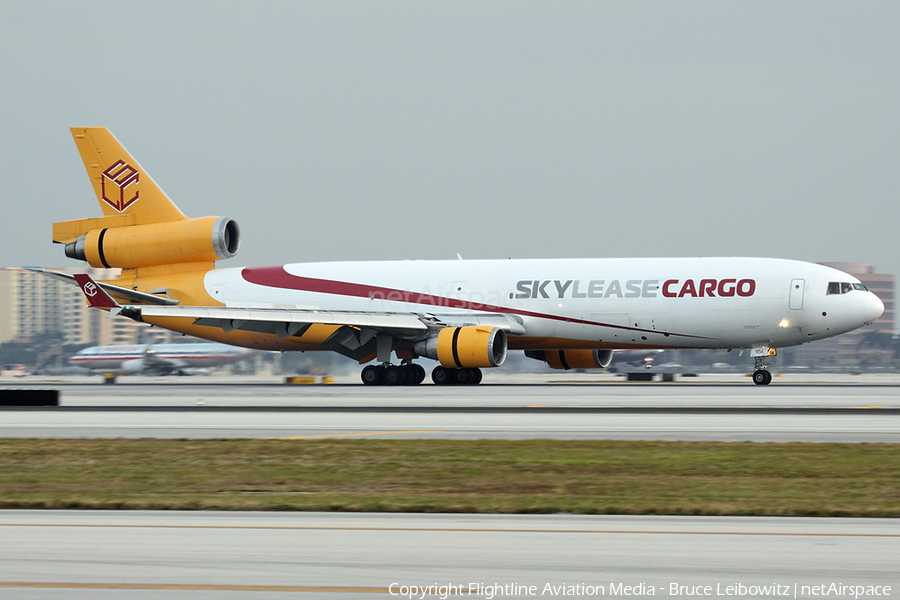 Sky Lease Cargo McDonnell Douglas MD-11F (N954AR) | Photo 139941