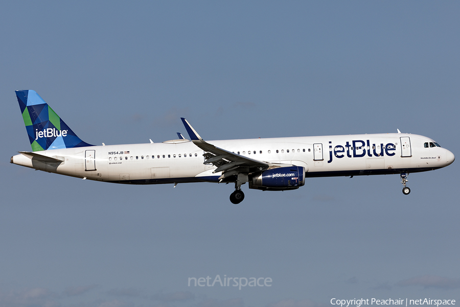 JetBlue Airways Airbus A321-231 (N954JB) | Photo 323643