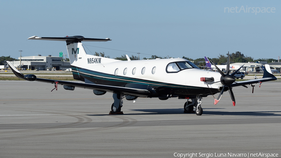 (Private) Pilatus PC-12/45 (N954KM) | Photo 680262