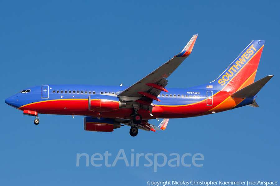 Southwest Airlines Boeing 737-7H4 (N954WN) | Photo 127112