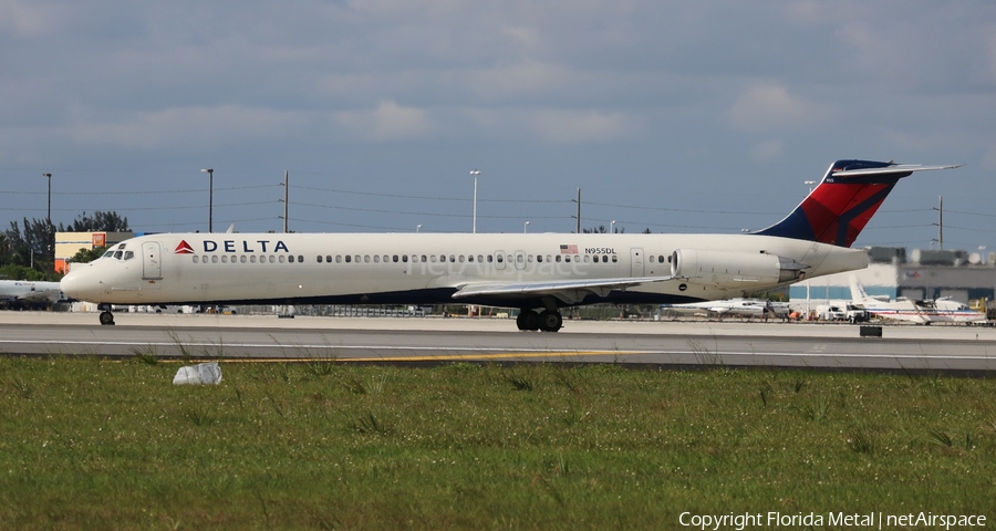 Delta Air Lines McDonnell Douglas MD-88 (N955DL) | Photo 322608