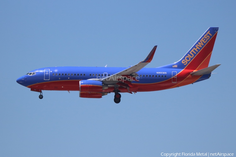 Southwest Airlines Boeing 737-7H4 (N955WN) | Photo 322659