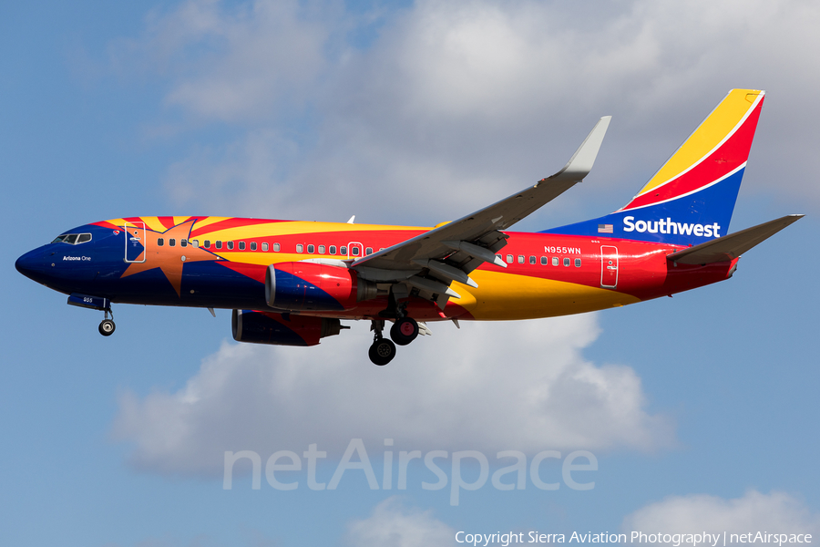 Southwest Airlines Boeing 737-7H4 (N955WN) | Photo 354699