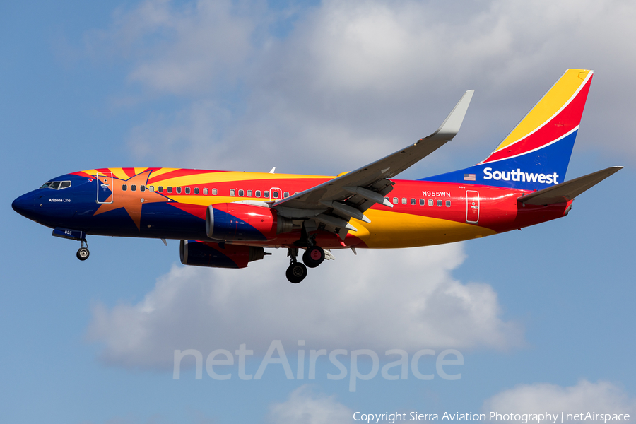 Southwest Airlines Boeing 737-7H4 (N955WN) | Photo 354699