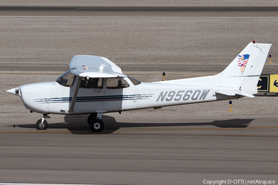 West Air Flight Training Cessna 172R Skyhawk (N9560W) | Photo 548657