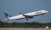 JetBlue Airways Airbus A321-231 (N956JT) at  Orlando - International (McCoy), United States