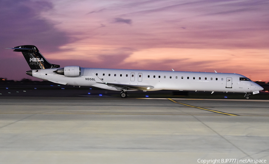 American Eagle (Mesa Airlines) Bombardier CRJ-900ER (N956LR) | Photo 405487