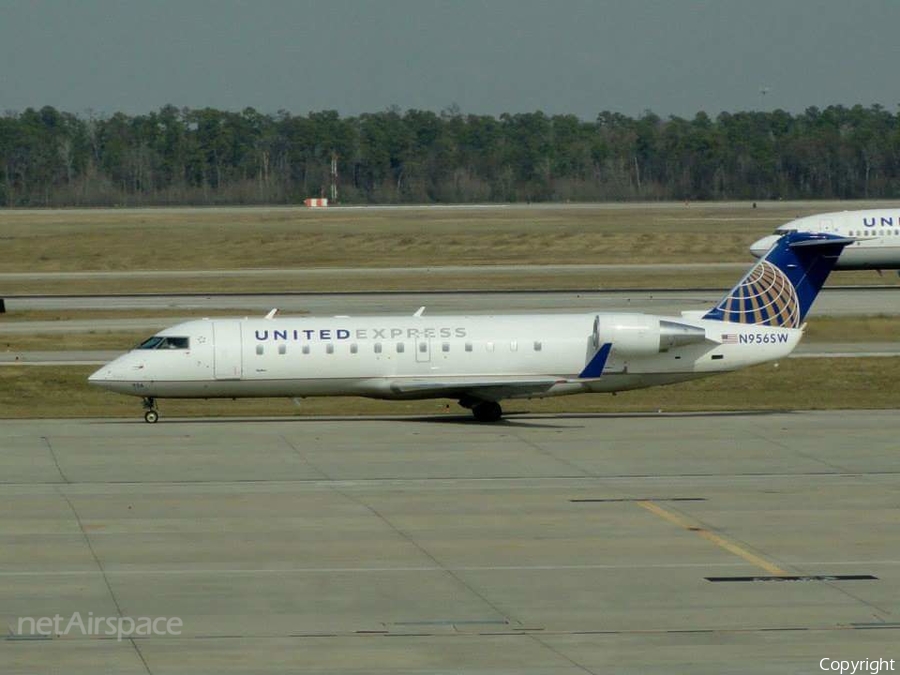 United Express (SkyWest Airlines) Bombardier CRJ-200LR (N956SW) | Photo 98727