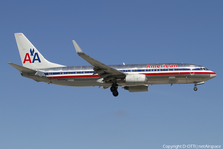 American Airlines Boeing 737-823 (N957AN) | Photo 430616