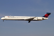 Delta Air Lines McDonnell Douglas MD-90-30 (N957DN) at  Las Vegas - Harry Reid International, United States