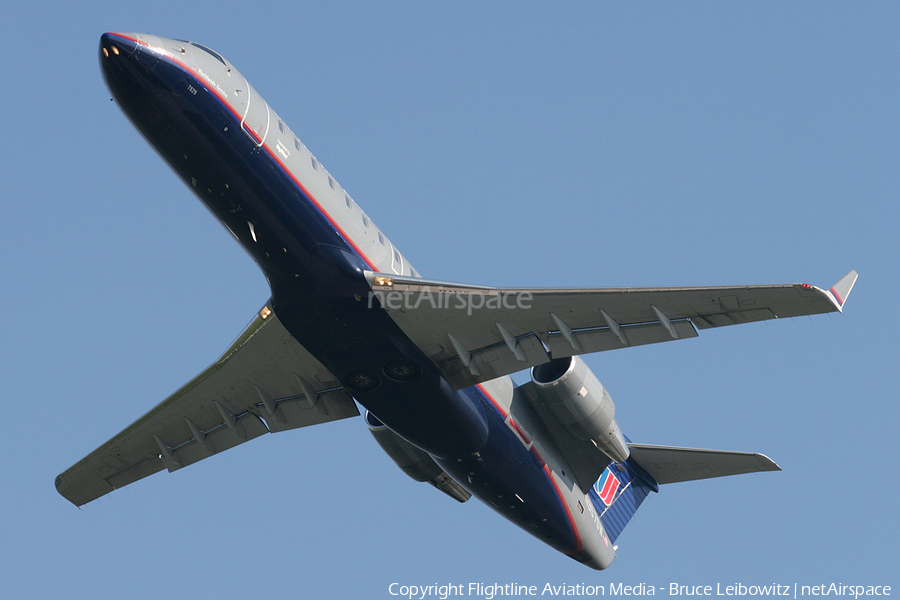 United Express (SkyWest Airlines) Bombardier CRJ-200LR (N957SW) | Photo 150696