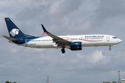 AeroMexico Boeing 737-852 (N958AM) at  Miami - International, United States