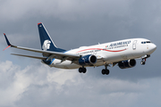 AeroMexico Boeing 737-852 (N958AM) at  Miami - International, United States