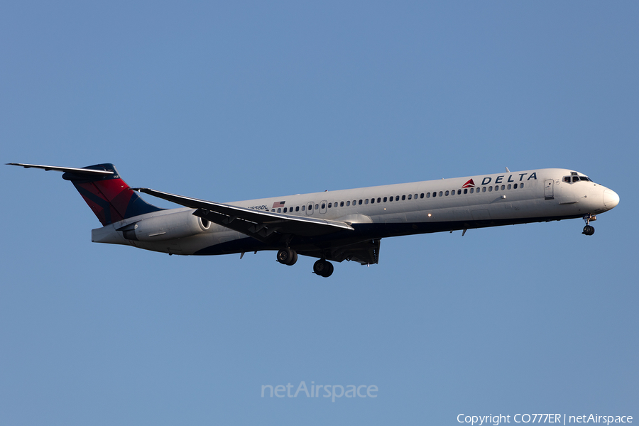 Delta Air Lines McDonnell Douglas MD-88 (N958DL) | Photo 395965