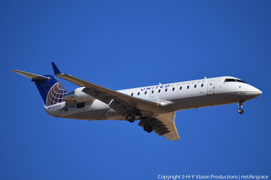 United Express (SkyWest Airlines) Bombardier CRJ-200LR (N958SW) | Photo 137429