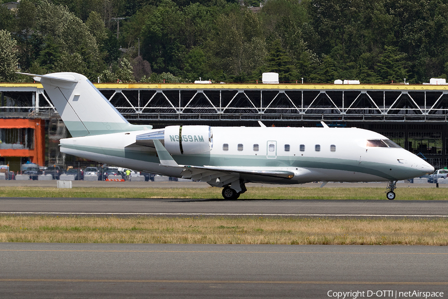 (Private) Bombardier CL-600-2B16 Challenger 604 (N959AM) | Photo 183071