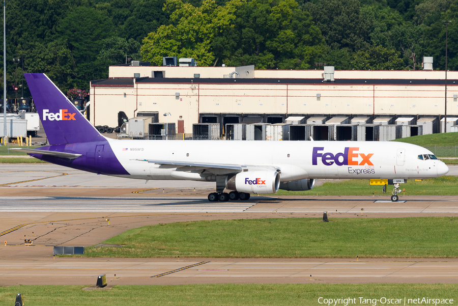 FedEx Boeing 757-236(SF) (N959FD) | Photo 550462