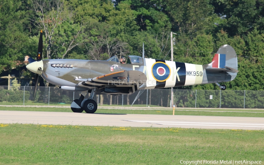 (Private) Supermarine Spitfire Mk LFIXc (N959RT) | Photo 306196