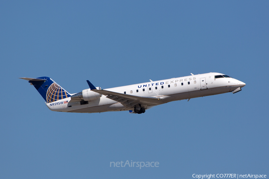 United Express (SkyWest Airlines) Bombardier CRJ-200LR (N959SW) | Photo 42775