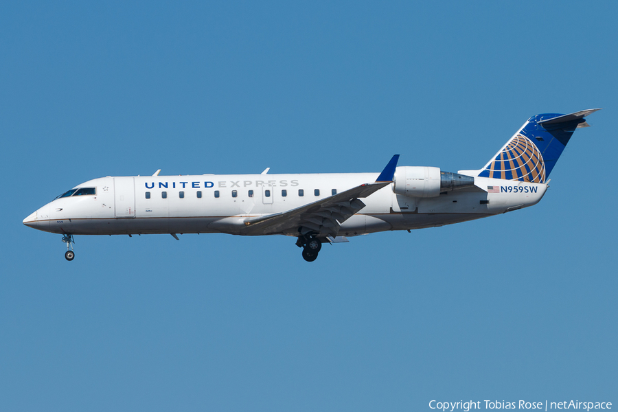 United Express (SkyWest Airlines) Bombardier CRJ-200LR (N959SW) | Photo 300178