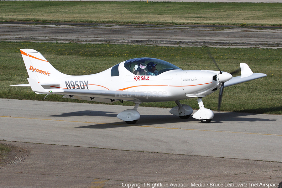 (Private) Aerospool WT-9 Dynamic (N95DY) | Photo 156319