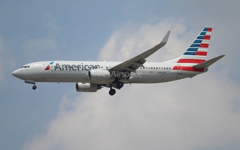 American Airlines Boeing 737-823 (N960AN) at  Chicago - O'Hare International, United States