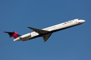 Delta Air Lines McDonnell Douglas MD-88 (N960DL) at  Houston - George Bush Intercontinental, United States