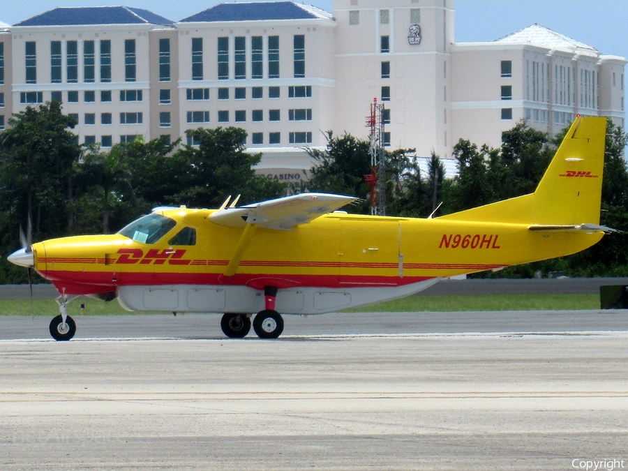 DHL (Kingfisher Air Services) Cessna 208B Super Cargomaster (N960HL) | Photo 254271