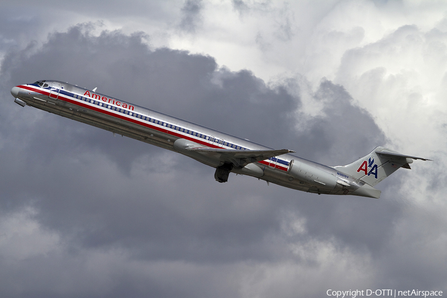 American Airlines McDonnell Douglas MD-82 (N9619V) | Photo 333519