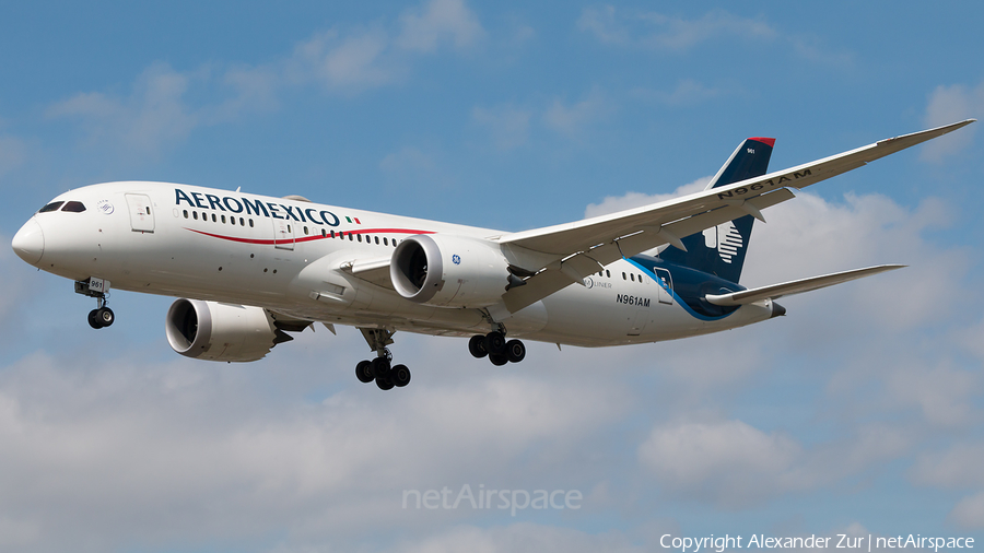 AeroMexico Boeing 787-8 Dreamliner (N961AM) | Photo 345047