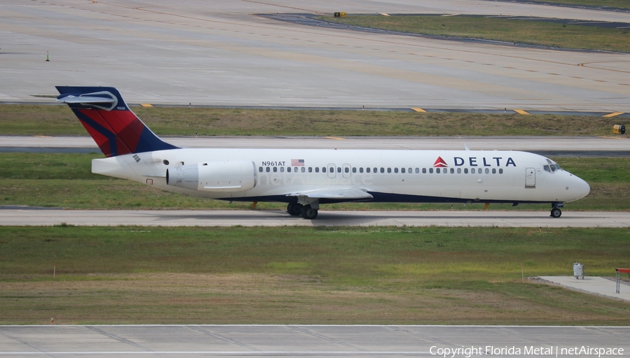 Delta Air Lines Boeing 717-2BD (N961AT) | Photo 323330