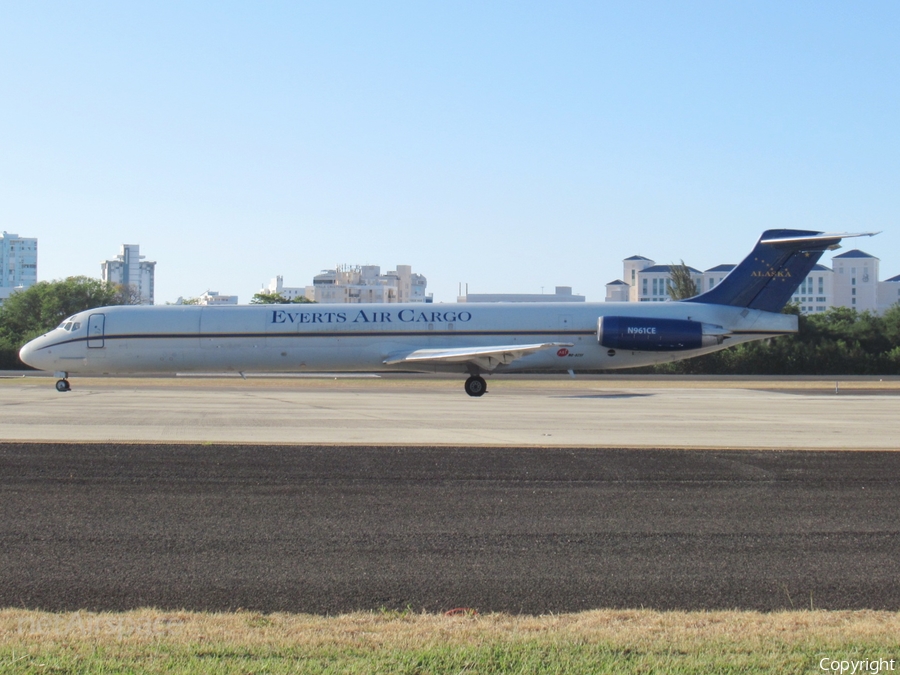 Everts Air Cargo McDonnell Douglas MD-82(SF) (N961CE) | Photo 444368