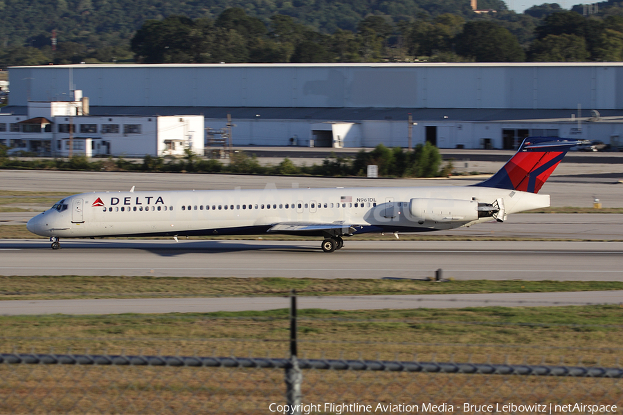 Delta Air Lines McDonnell Douglas MD-88 (N961DL) | Photo 115272