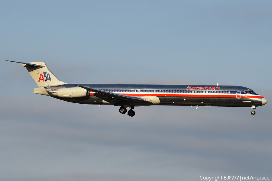 American Airlines McDonnell Douglas MD-83 (N9620D) | Photo 236019