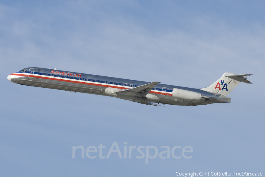 American Airlines McDonnell Douglas MD-83 (N9621A) | Photo 41261