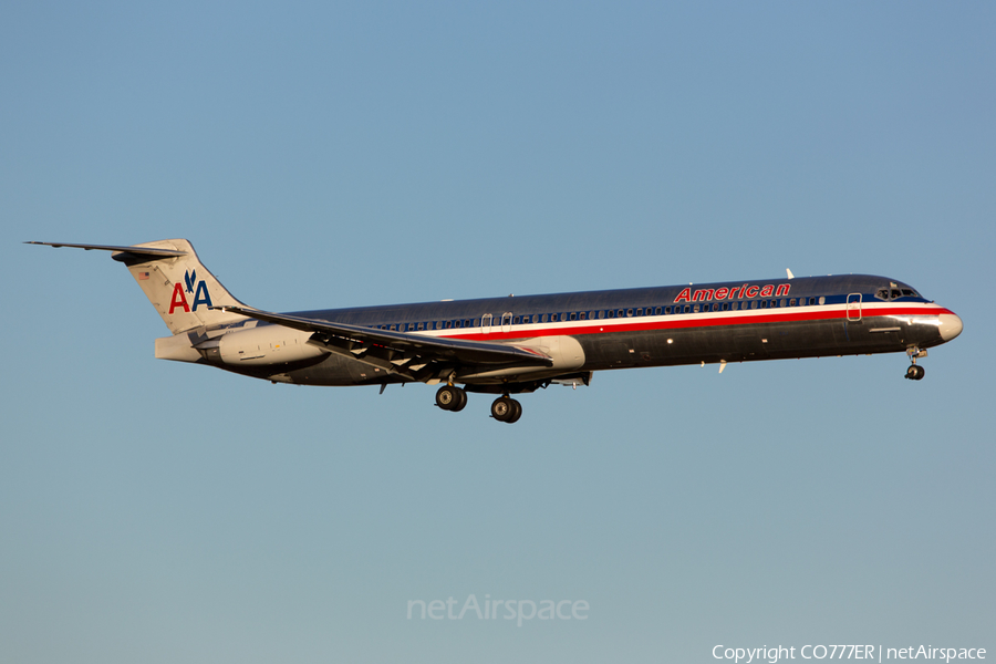 American Airlines McDonnell Douglas MD-83 (N9622A) | Photo 92737