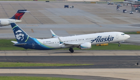 Alaska Airlines Boeing 737-9 MAX (N962AK) at  Atlanta - Hartsfield-Jackson International, United States