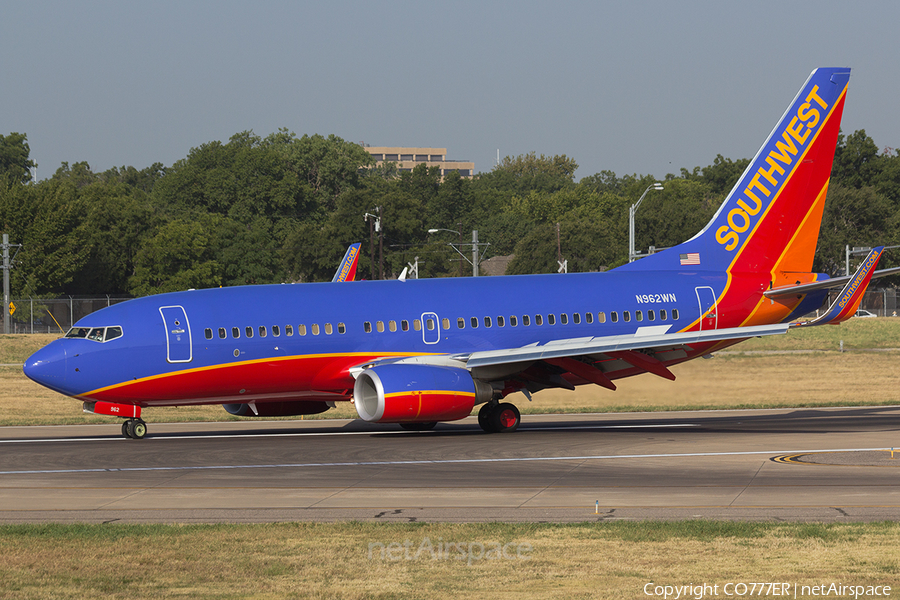 Southwest Airlines Boeing 737-7H4 (N962WN) | Photo 8120